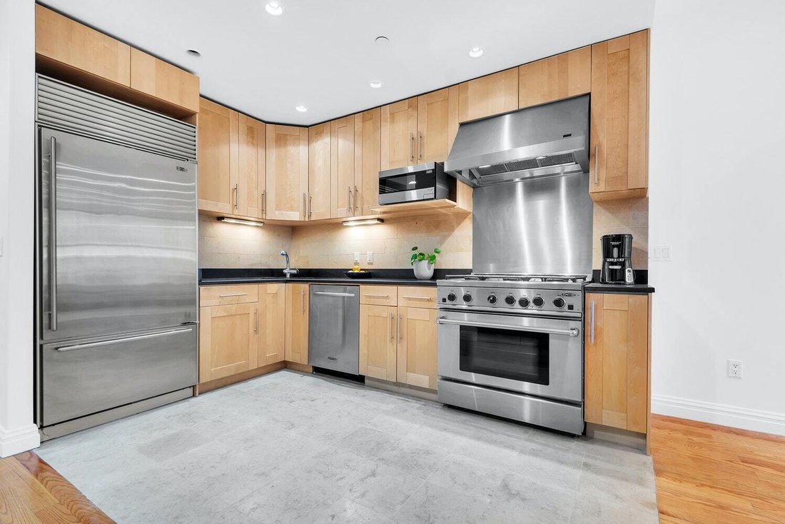 Condo in New York, New York, United States 4 - 16747663