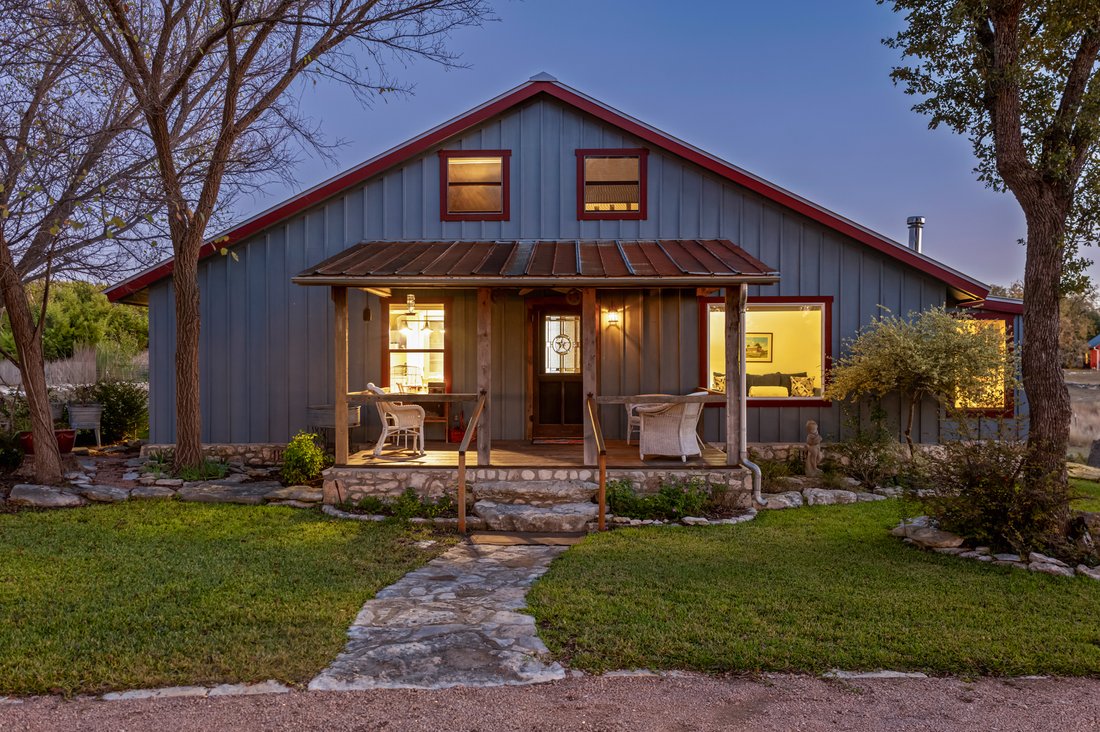 House in Fredericksburg, Texas, United States 3 - 16748553