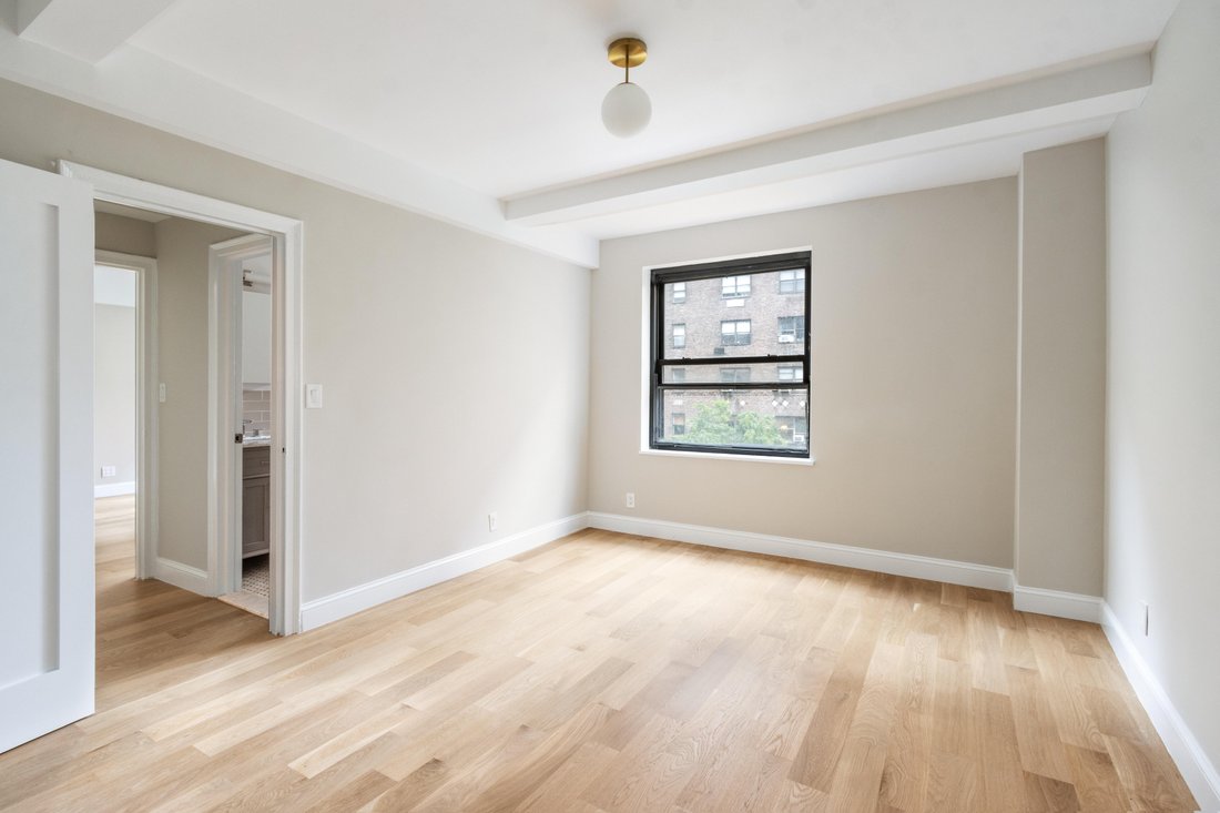 Co Op in New York, New York, United States 5 - 16747874