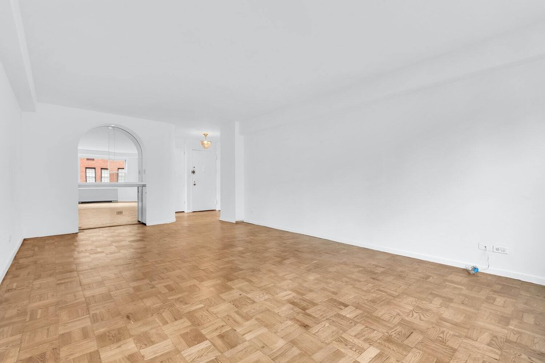 Co Op in New York, New York, United States 4 - 16747944