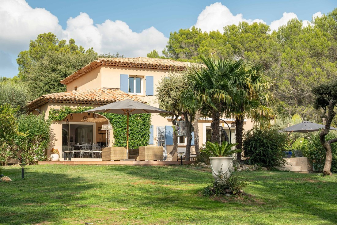 House in Saint-Marc-Jaumegarde, Provence-Alpes-Côte d'Azur, France 5 - 16750217