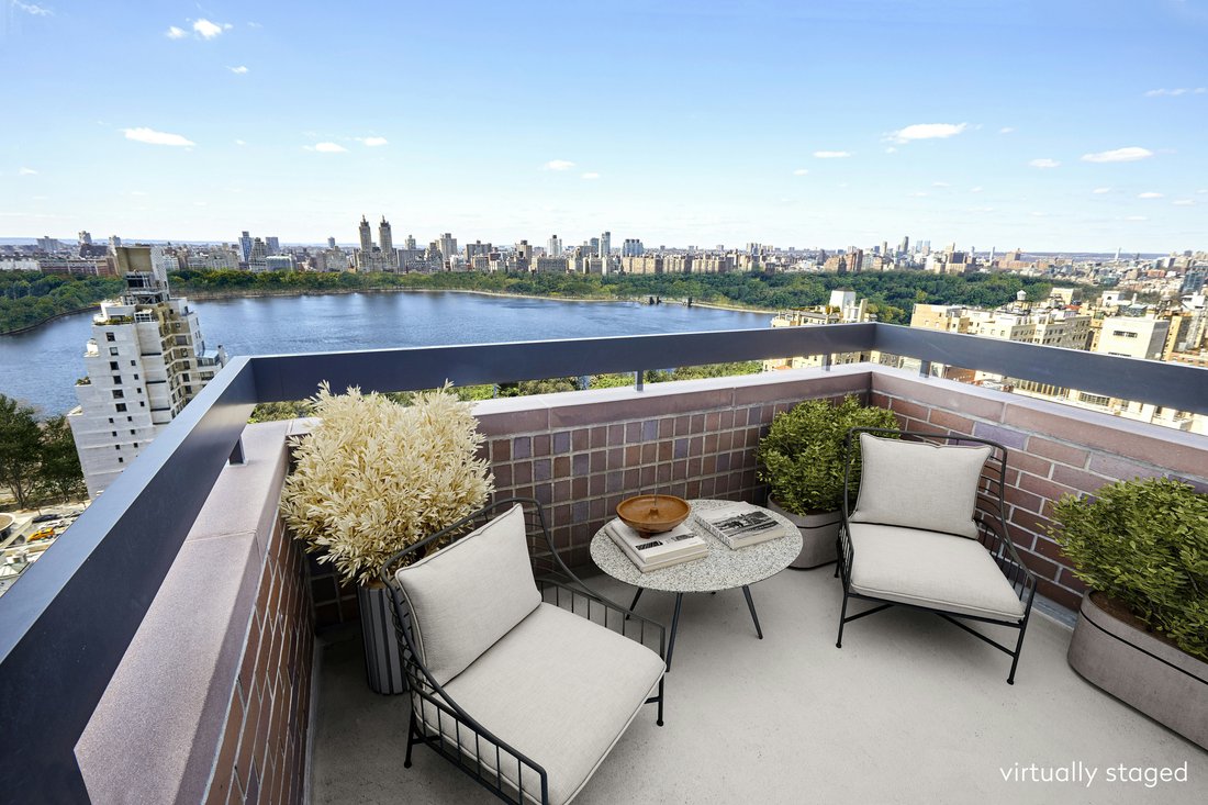 House in New York, New York, United States 3 - 16747929