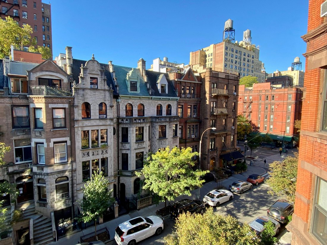 Co Op in New York, New York, United States 4 - 16748237