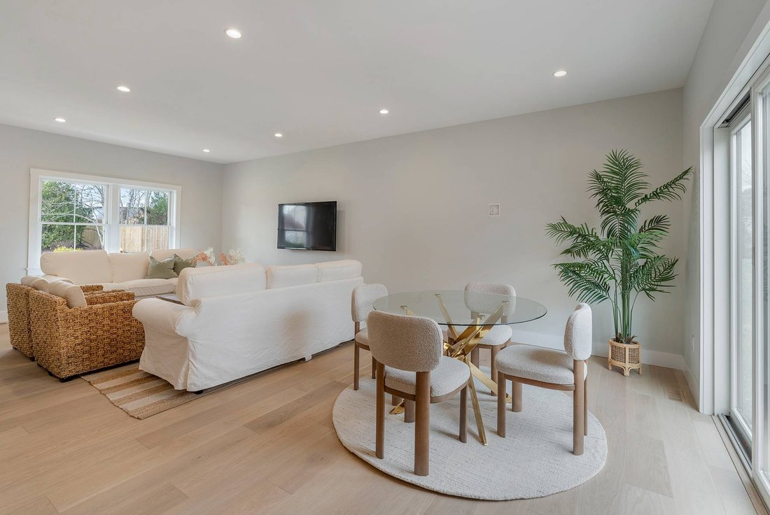 House in Hampton Bays, New York, United States 4 - 16746978