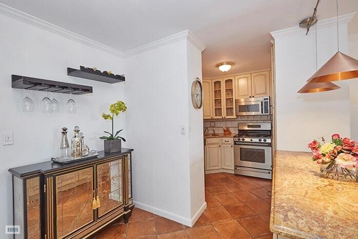 Co Op in New York, New York, United States 5 - 16748454