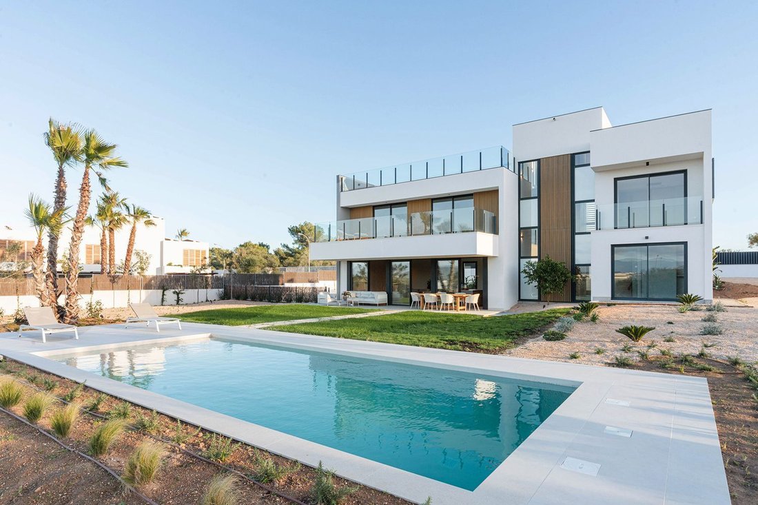 Villa in Palma, Balearic Islands, Spain 1 - 16748674
