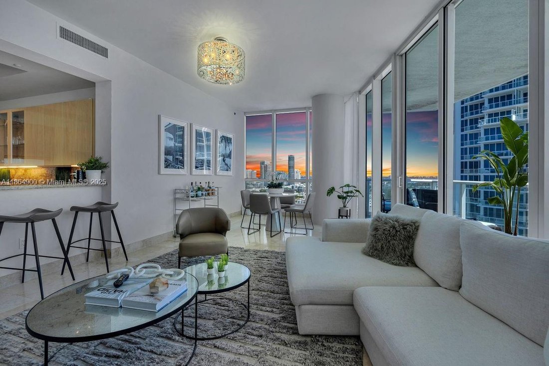 Condo in Miami Beach, Florida, United States 2 - 16746571