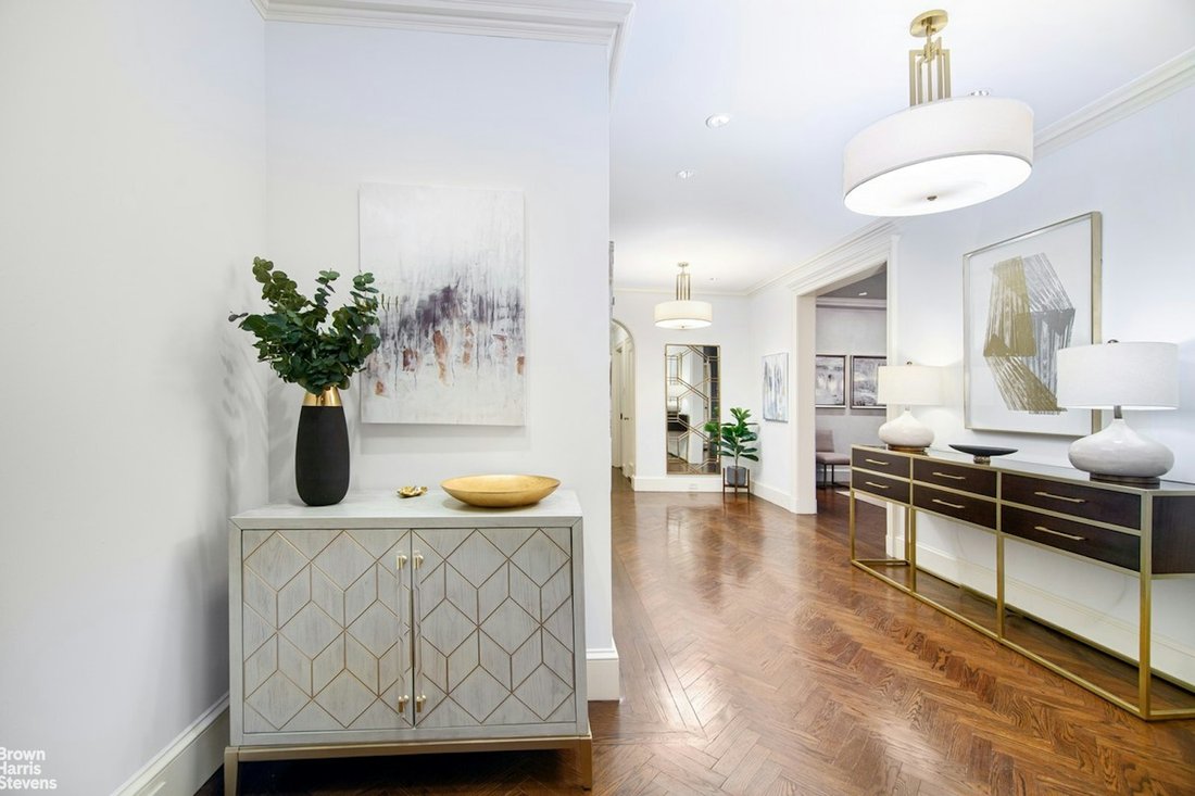 Co Op in New York, New York, United States 5 - 16747758