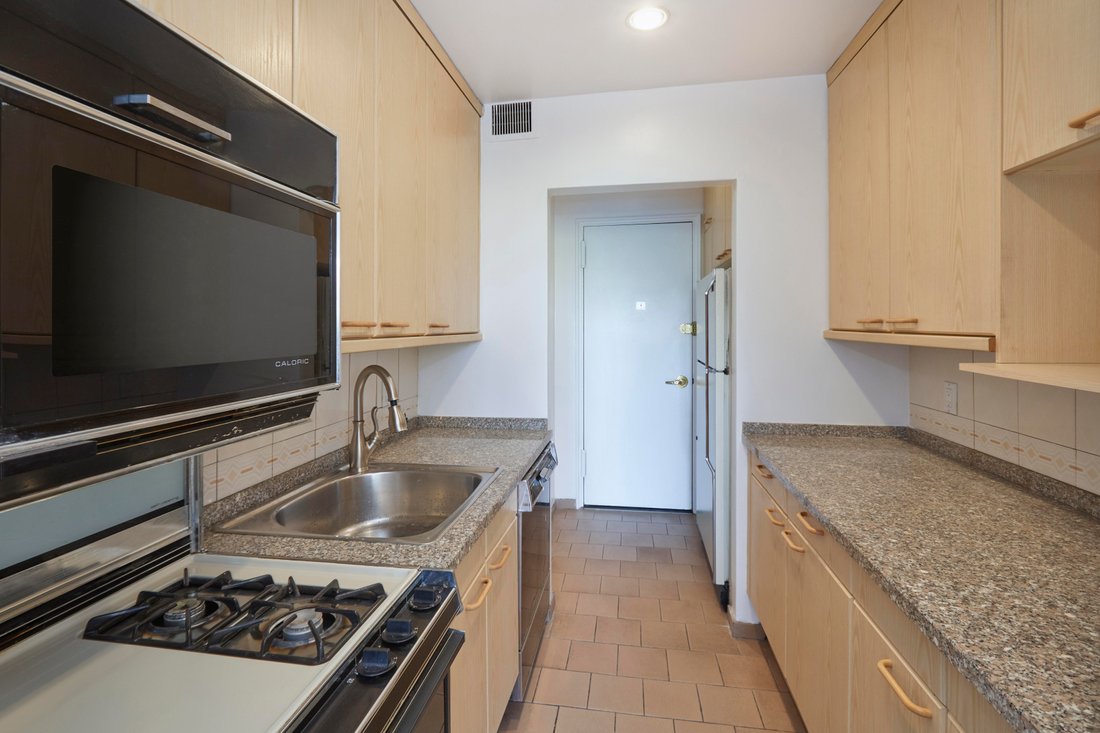 Co Op in New York, New York, United States 3 - 16748437