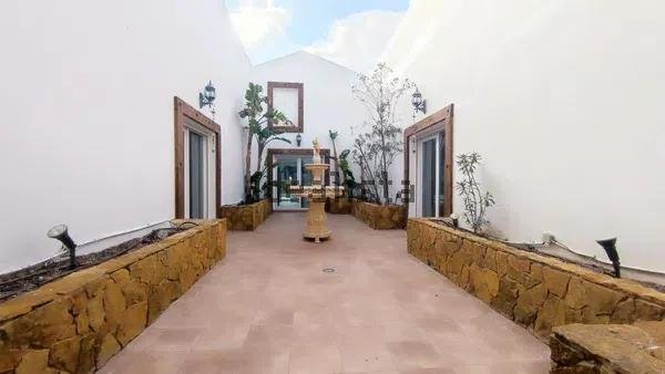 Chalet in Mutxamel, Valencian Community, Spain 5 - 16749426