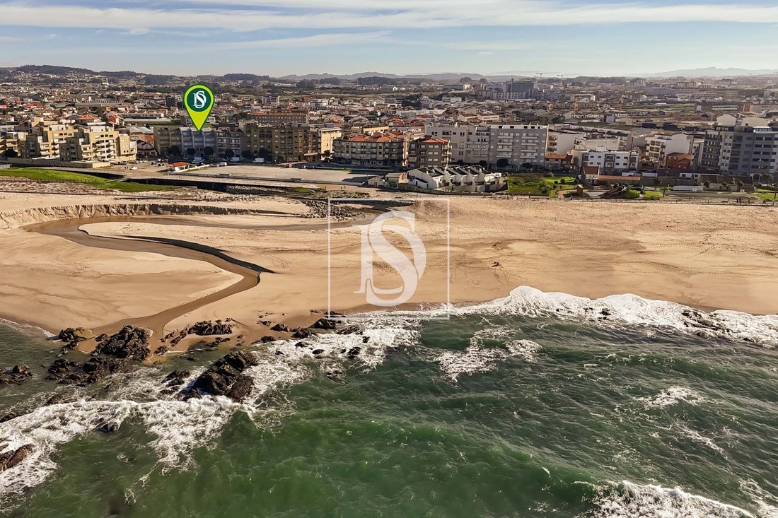 Apartment in Aver-o-Mar, Amorim e Terroso, Porto District, Portugal 1 - 16752638