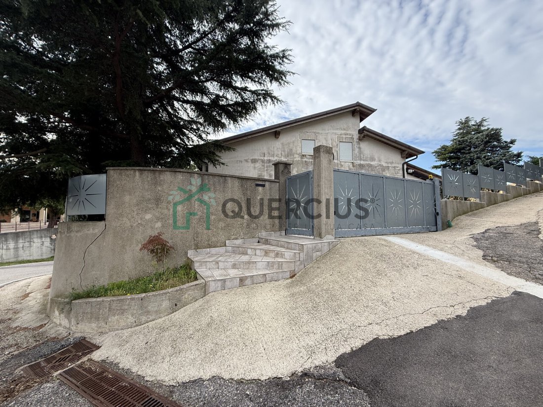 Villa in Ronca, Veneto, Italy 3 - 16750301