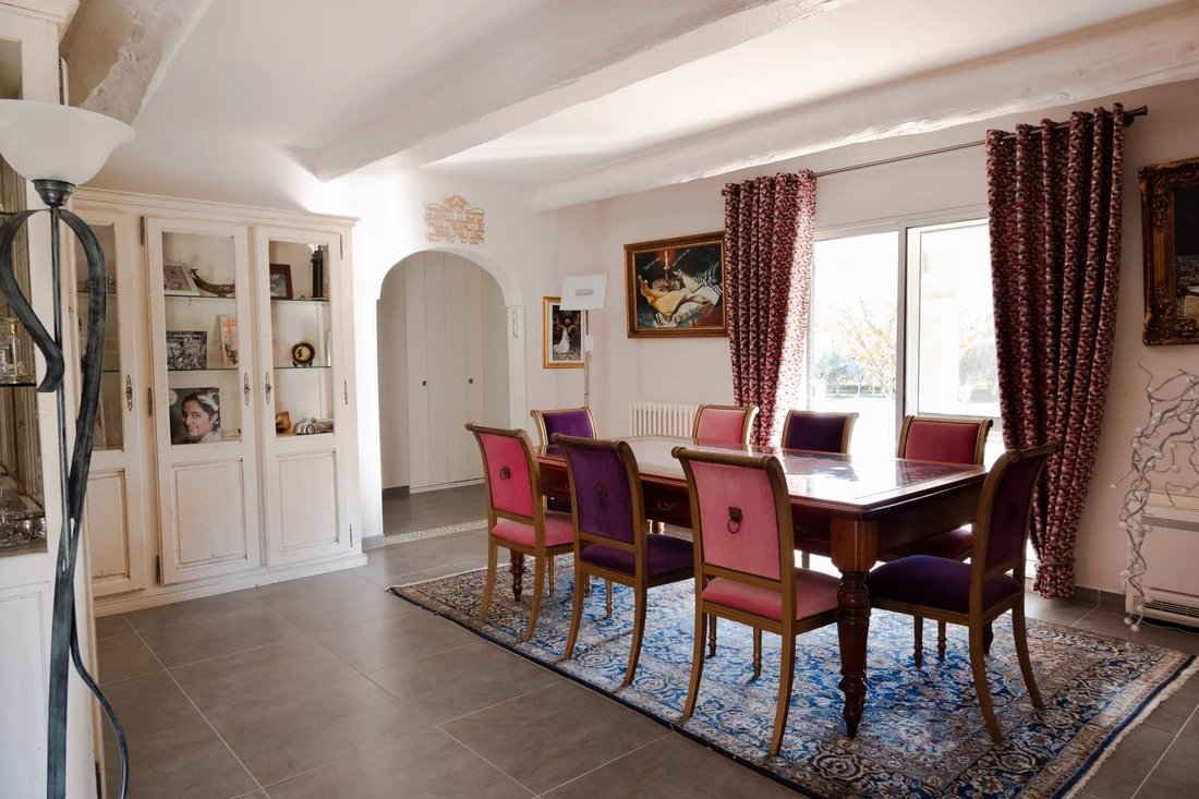 Villa in Arles, Provence-Alpes-Côte d'Azur, France 5 - 16683990