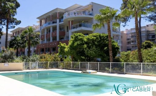 Apartment in Hyeres, Provence-Alpes-Côte d'Azur, France 1
