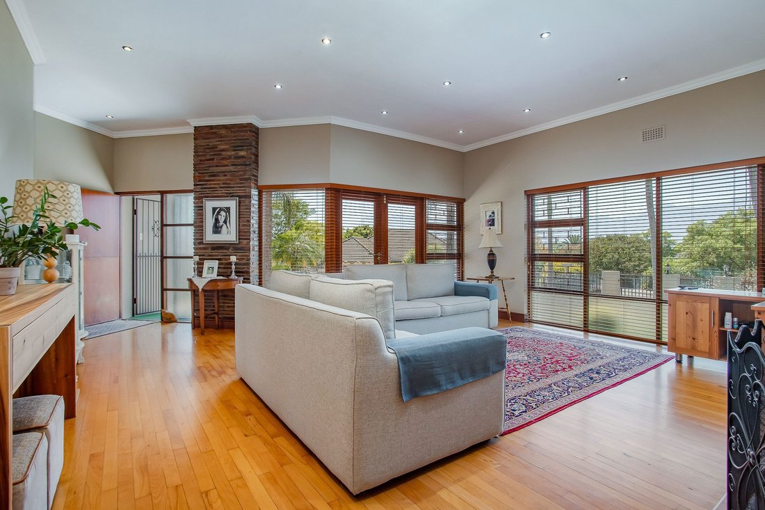 House in Lemoenkloof, Western Cape, South Africa 5 - 16749151