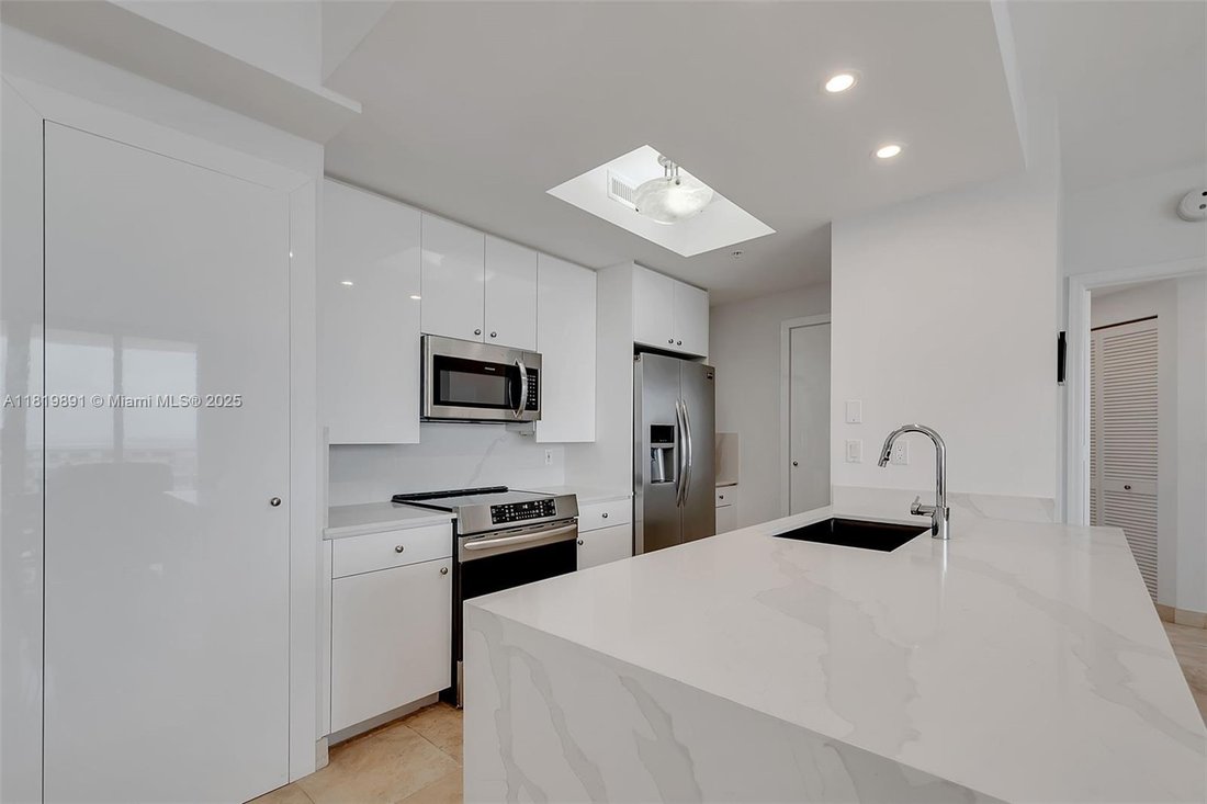 Condo in Miami, Florida, United States 3 - 16746838
