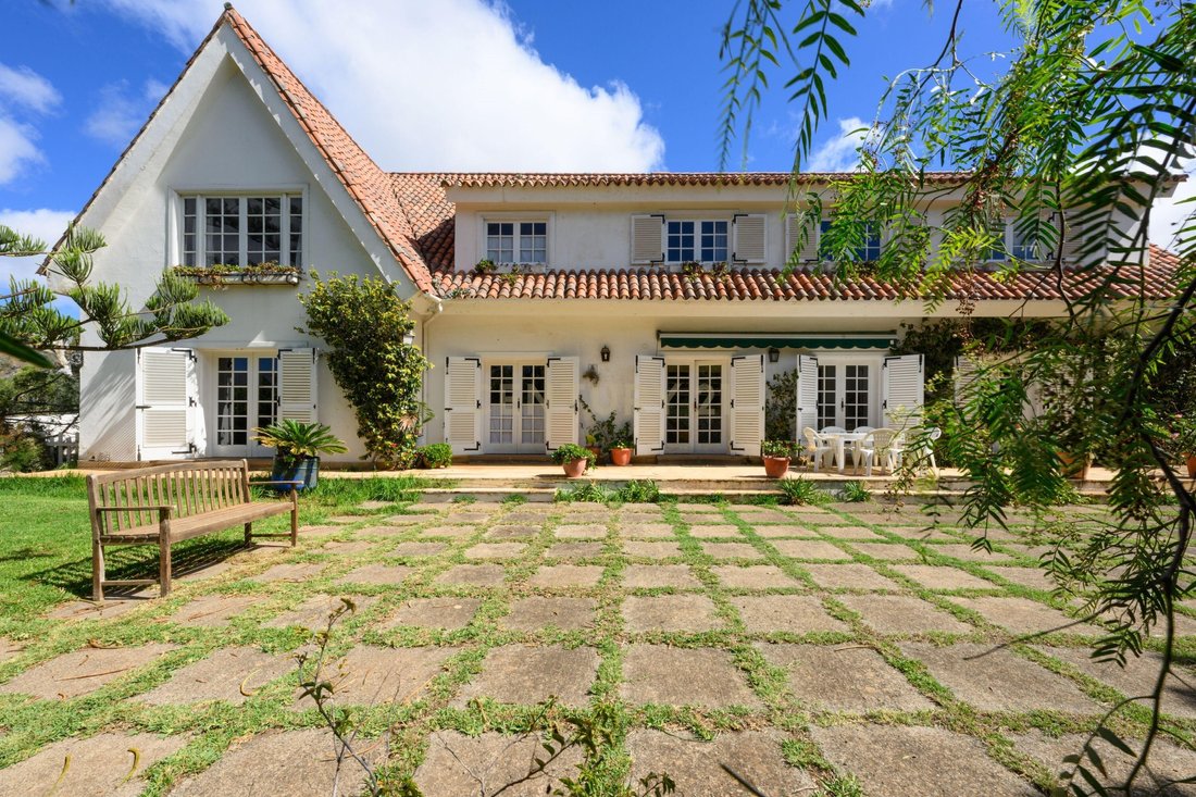 Villa in Tafira Alta, Las Palmas de Gran Canaria, Canary Islands 2 - 13358510