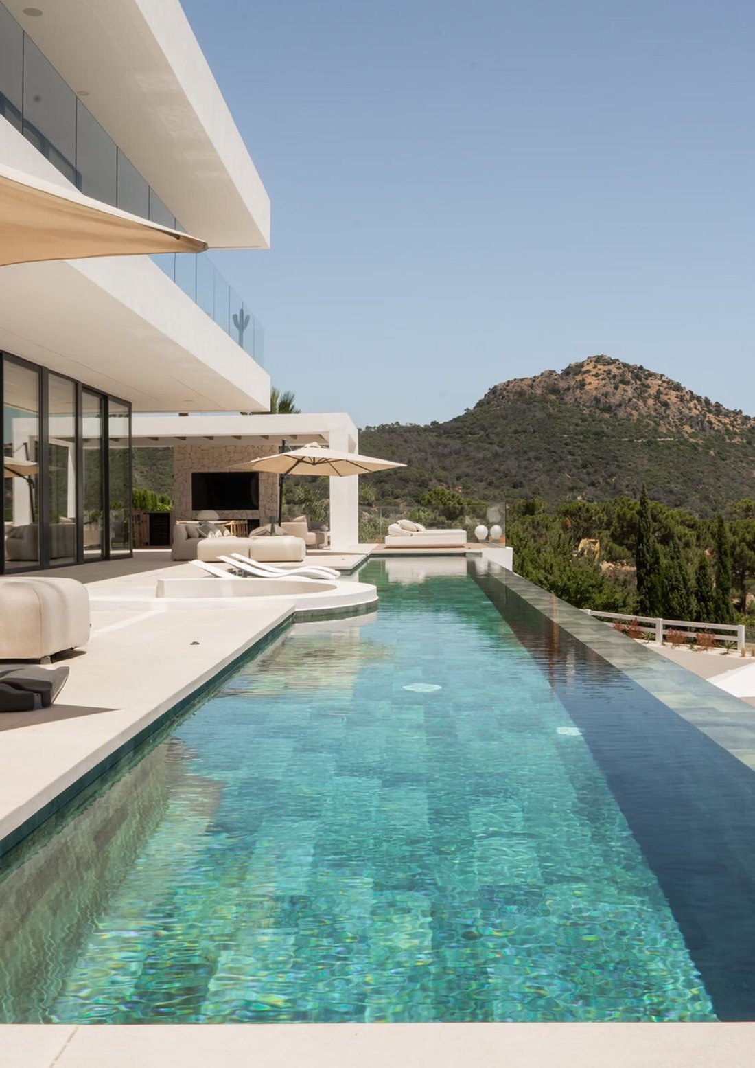 Villa in Benahavis, Andalusia, Spain 3 - 16748727
