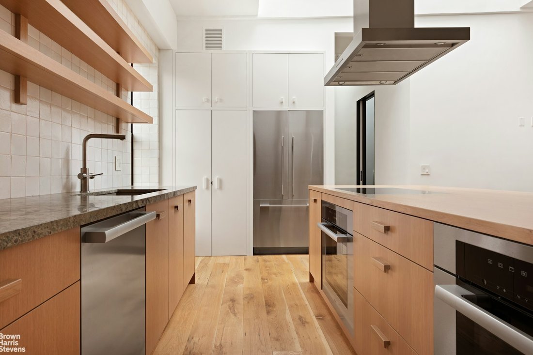 Co Op in New York, New York, United States 5 - 16746974