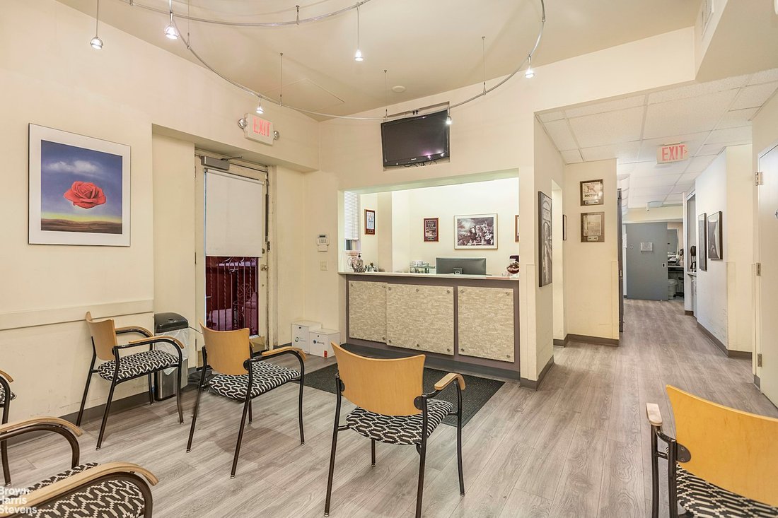 Co Op in New York, New York, United States 1 - 16748359