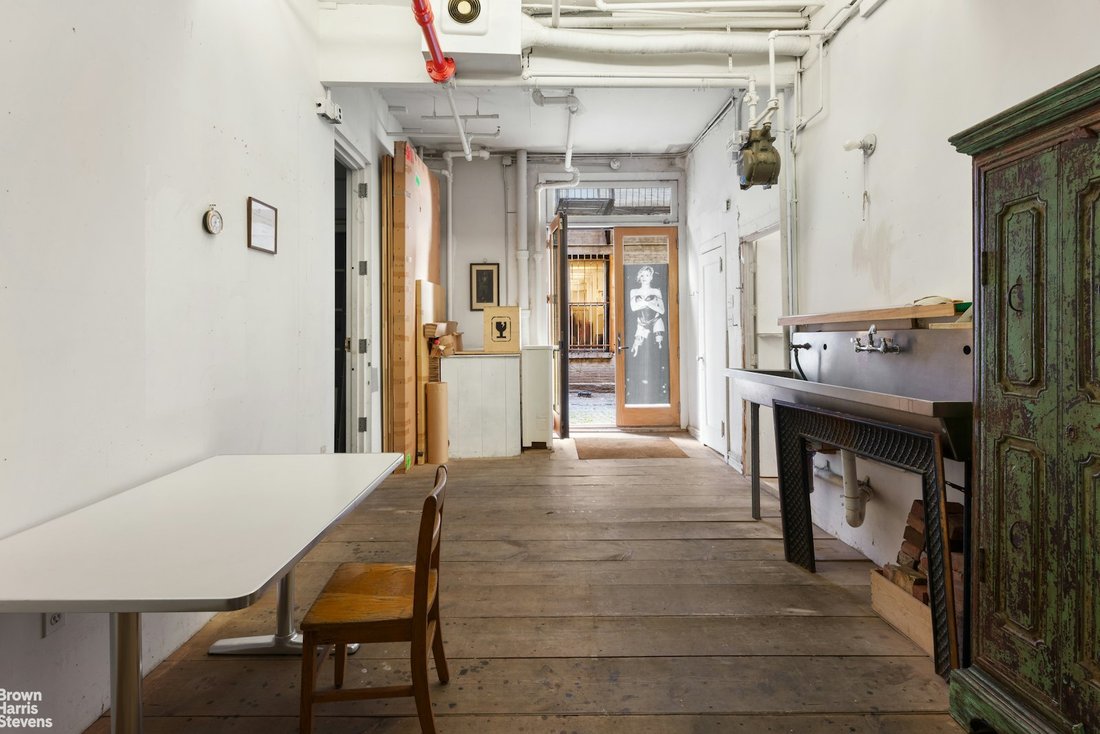 Co Op in New York, New York, United States 4 - 16747265