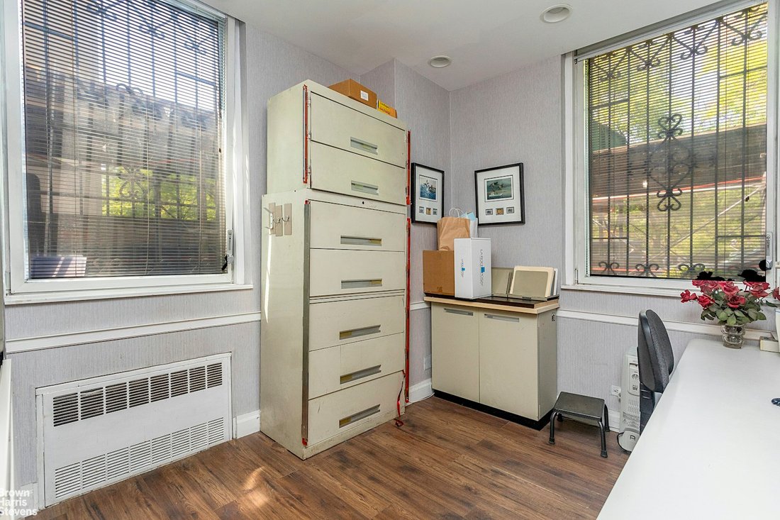 Co Op in New York, New York, United States 4 - 16748392