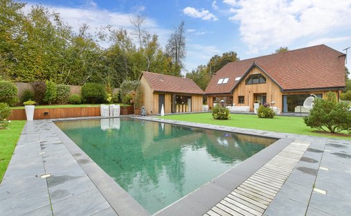 Photo inspiration: Gallery Detail: Luxury Homes With Fitness Center Gym For Sale In Crowborough