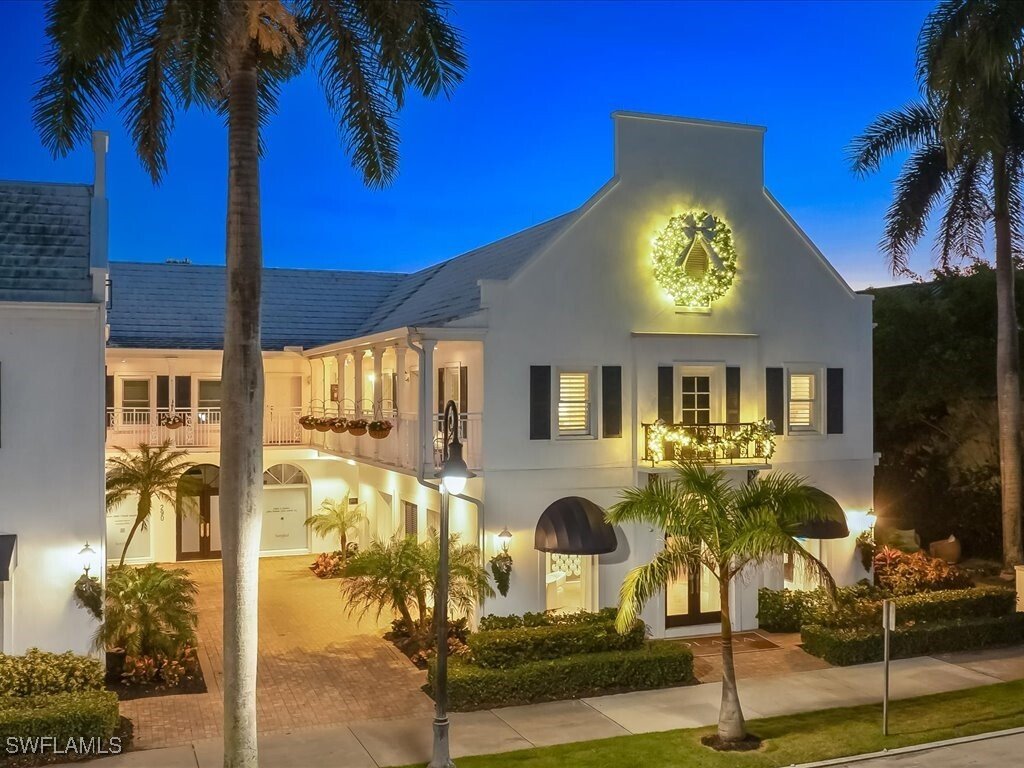 Condo in Naples, Florida, United States 2 - 16746198