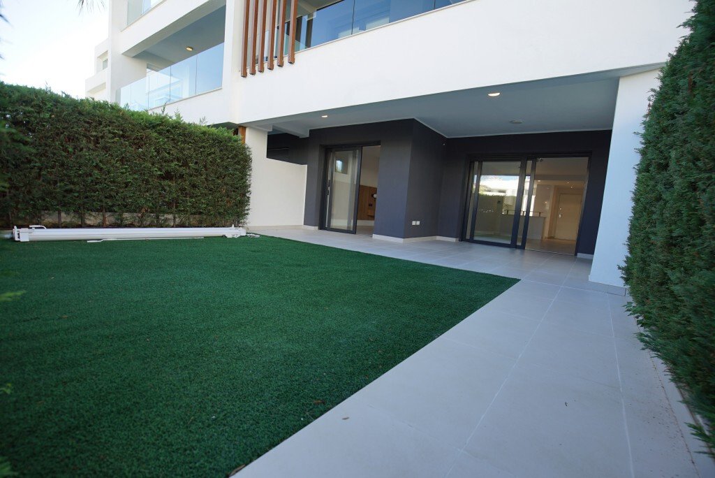 Apartment in Bel-Air, Estepona, Andalusia 5 - 16728031