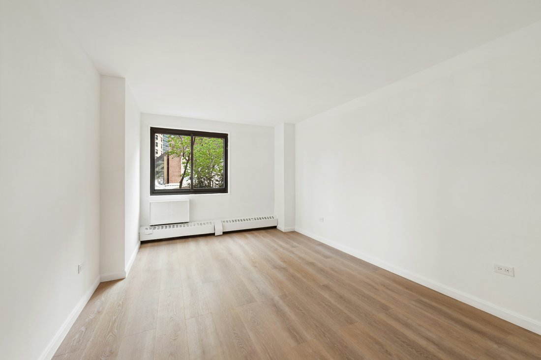 Co Op in New York, New York, United States 3 - 16747951