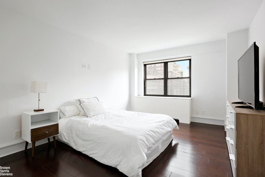 Co Op in New York, New York, United States 5 - 16748142