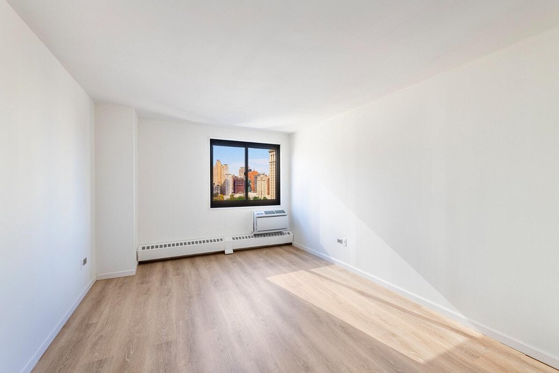 Co Op in New York, New York, United States 5 - 16747943