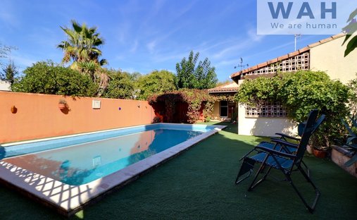 Castle for Sale in Mauguio, Occitanie, France