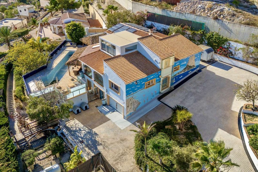 House in Calp / Calpe, Valencian Community, Spain 2 - 16746178