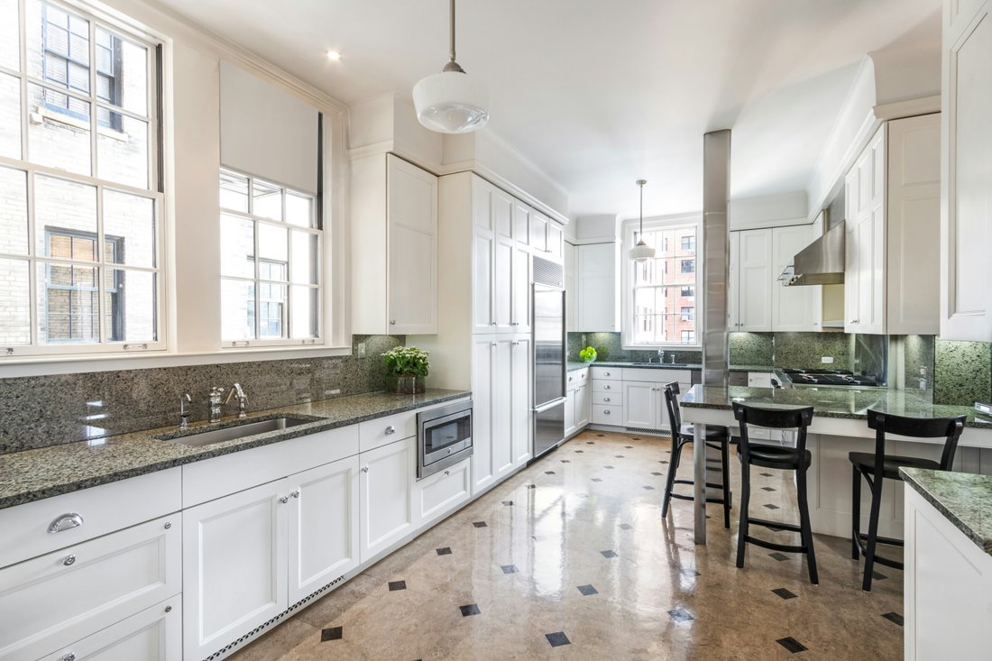 Co Op in New York, New York, United States 5 - 16747553