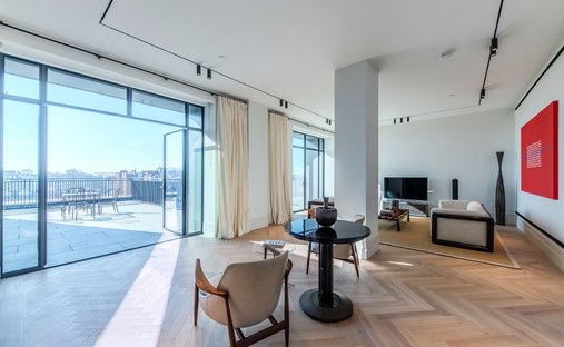 Apartment in Hyde Park, Westminster, England 1