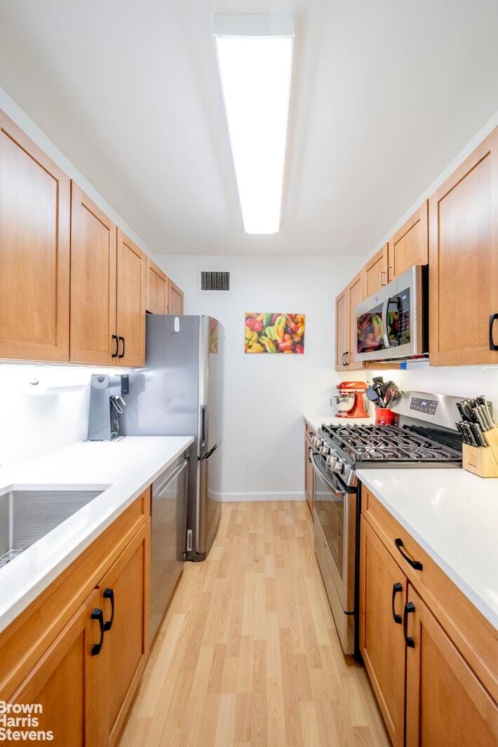 Co Op in New York, New York, United States 3 - 16747523
