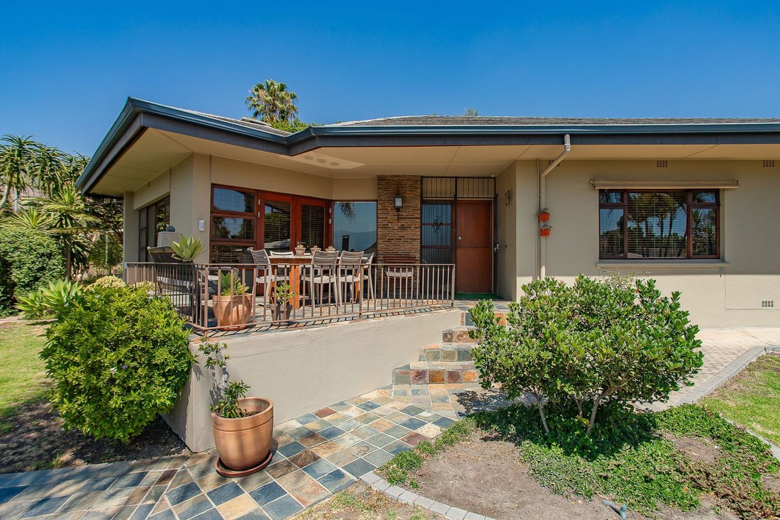 House in Lemoenkloof, Western Cape, South Africa 3 - 16749151