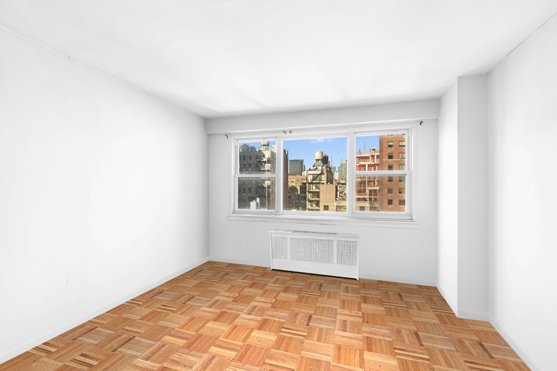 Co Op in New York, New York, United States 2 - 16747862