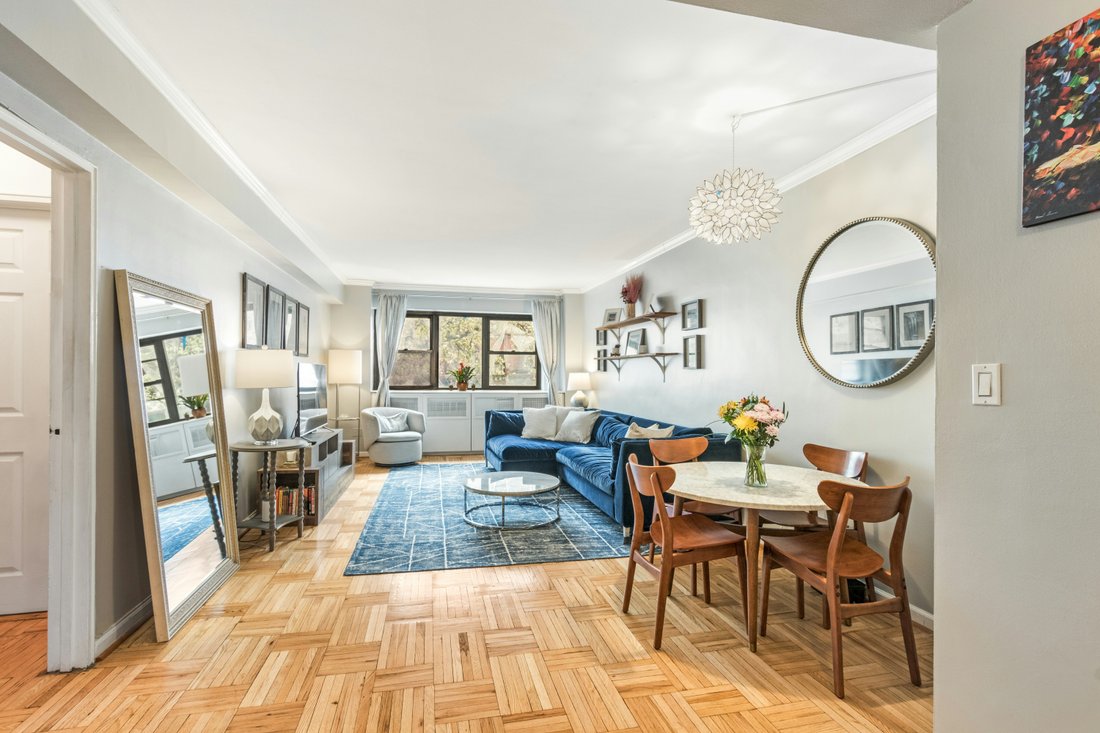 Co Op in New York, New York, United States 1 - 16748440