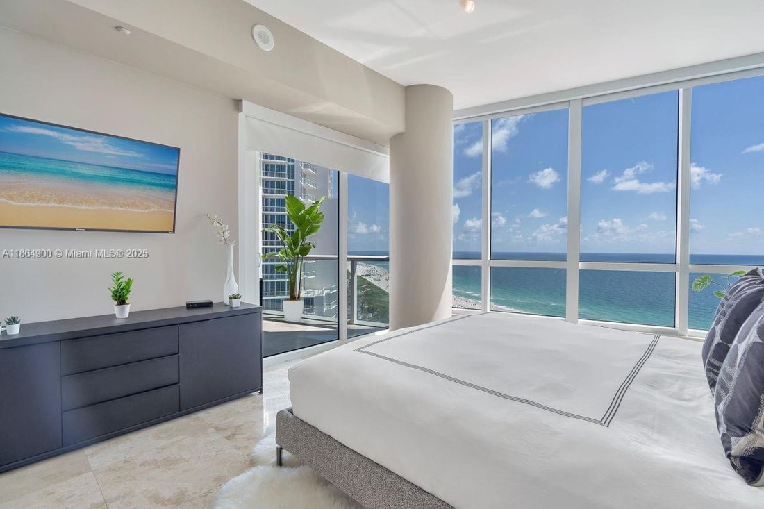 Condo in Miami Beach, Florida, United States 5 - 16746571