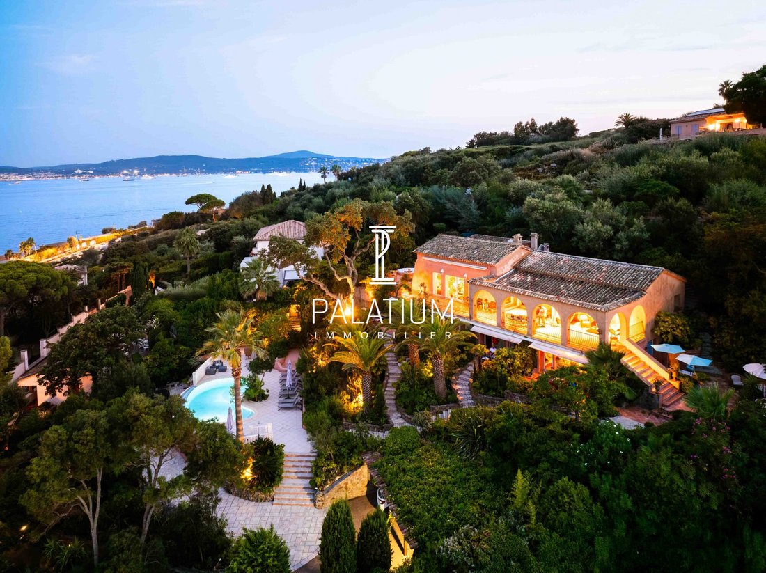 Villa in Ville-Les Saquedes-Le Bouillonnet, Sainte-Maxime, France 1 - 16750847