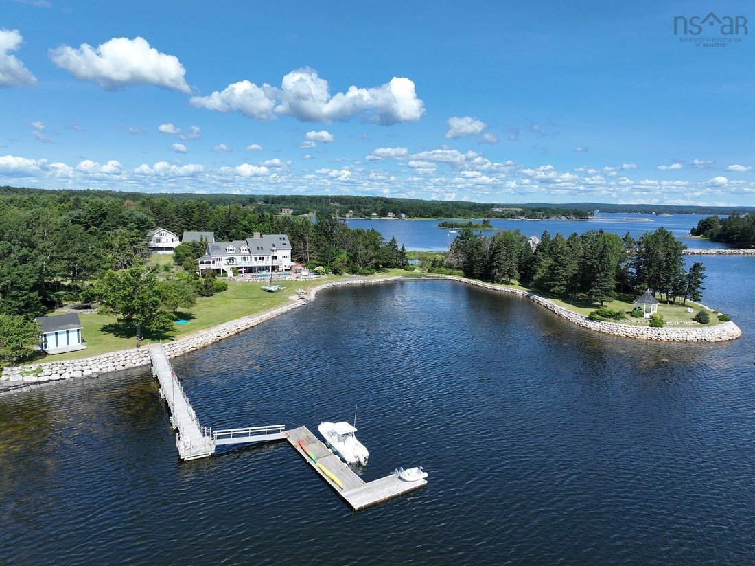 House in Martins Point, Nova Scotia, Canada 2 - 16750035