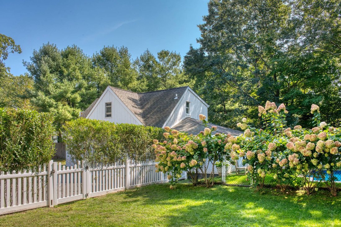 House in Sag Harbor, New York, United States 1 - 16747170