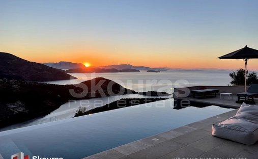 House in Eugirou, Apollonioi, Greece 1