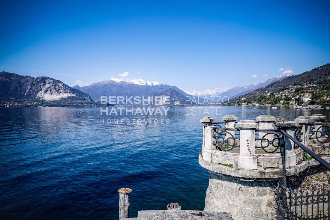 Villa in Verbania, Piedmont, Italy 1 - 16749319