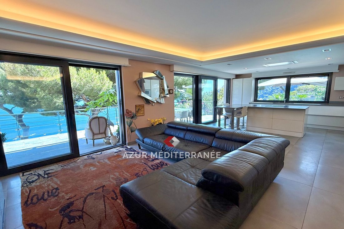 Villa in Èze, Provence-Alpes-Côte d'Azur, France 4 - 16055649