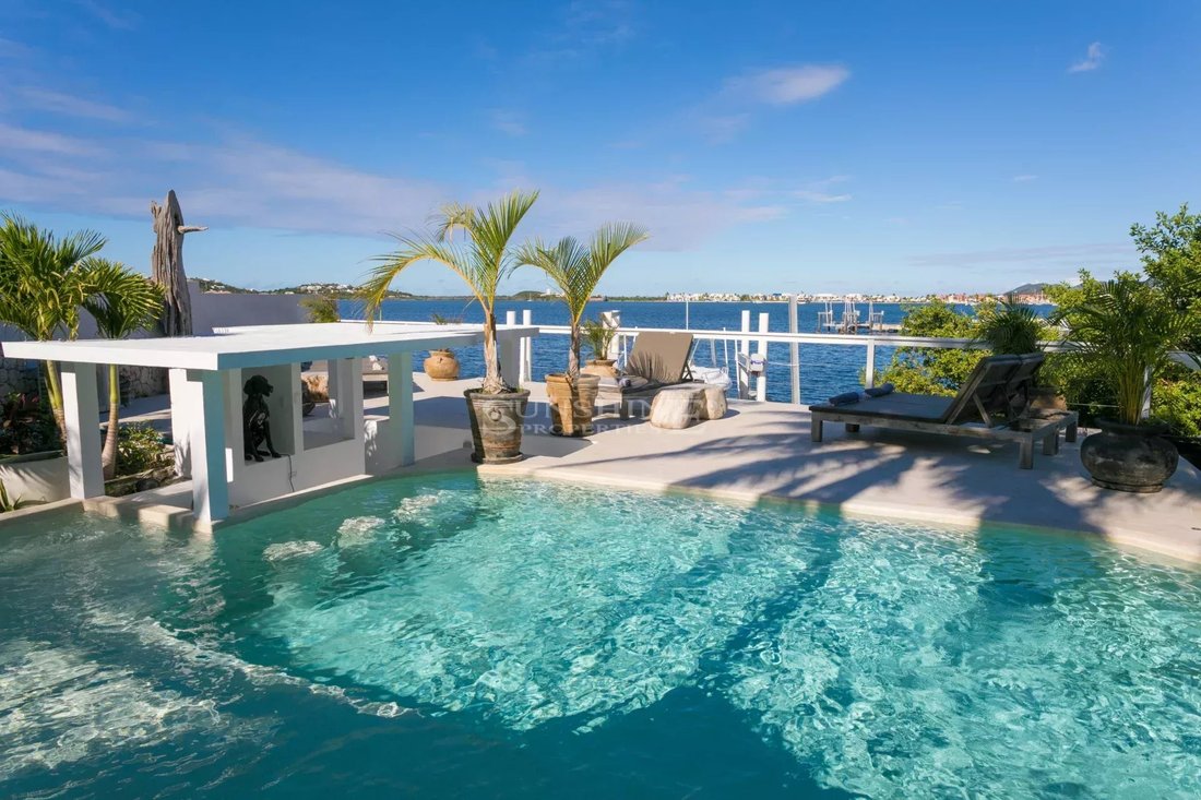 Villa in Simpson Bay, Sint Maarten 3 - 16748772