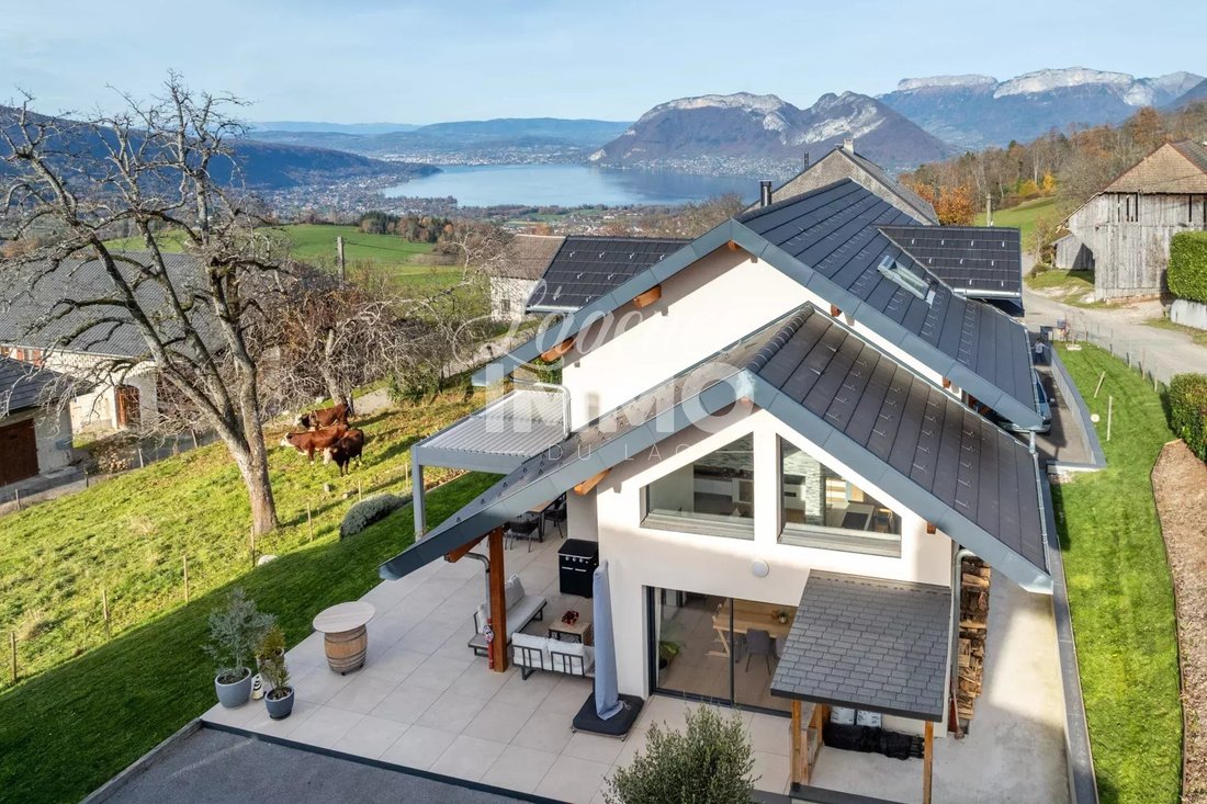 House in Saint-Eustache, Auvergne-Rhône-Alpes, France 4 - 16748716