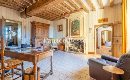 Castle for Sale in Saumur, Pays de la Loire, France